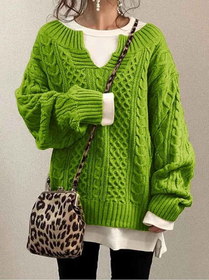 Sweter Oversize w Warkocze z Dekoltem V