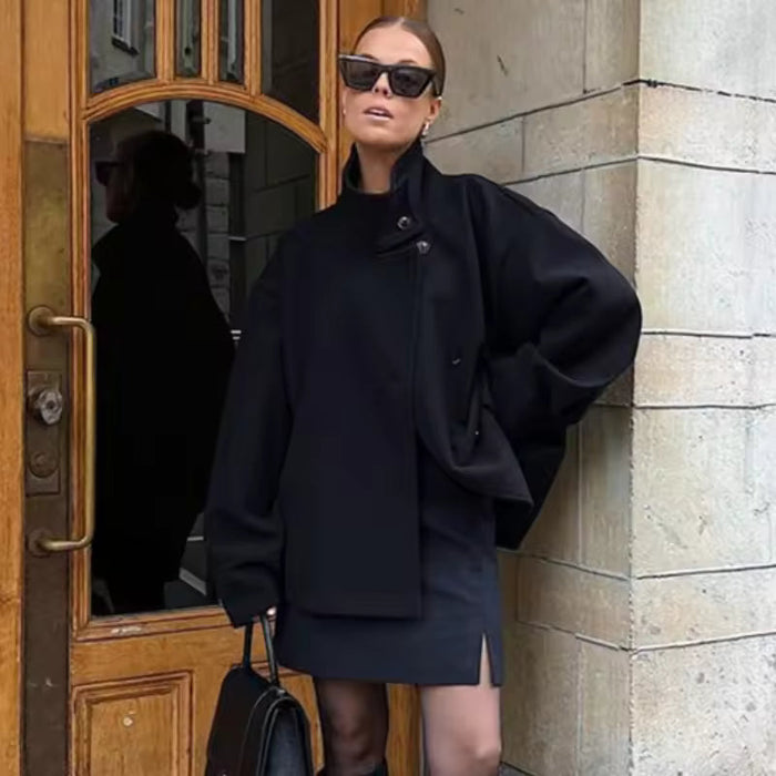 Genowefa | Elegancka Krótka Kurtka z Klasycznym Kołnierzem