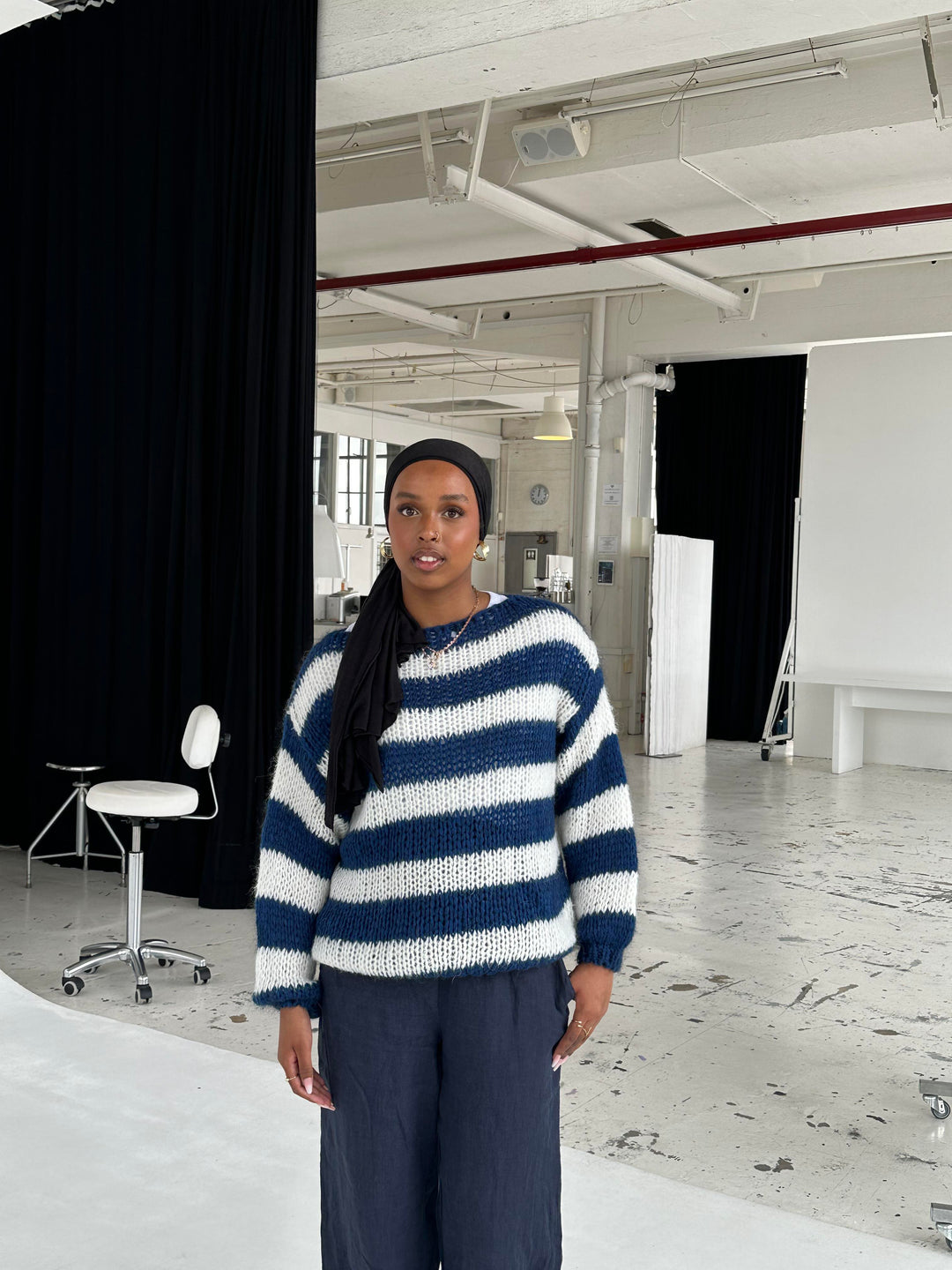 Teresa | Sweter Oversize w Paski z Miękkiej Dzianiny