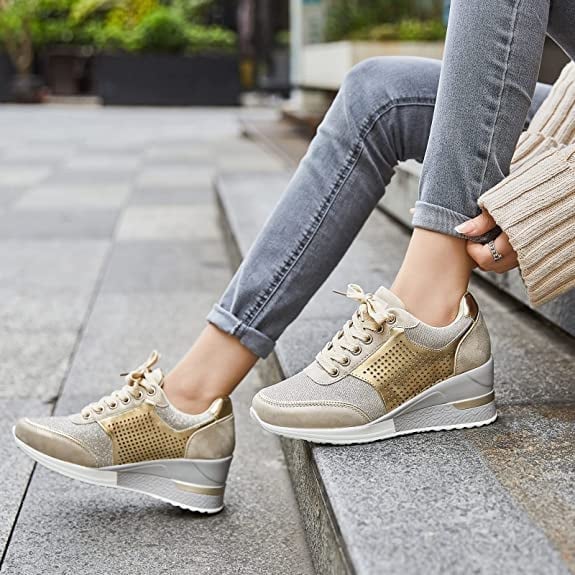 Damskie Sneakersy na Koturnie z Siateczką i Perforacją