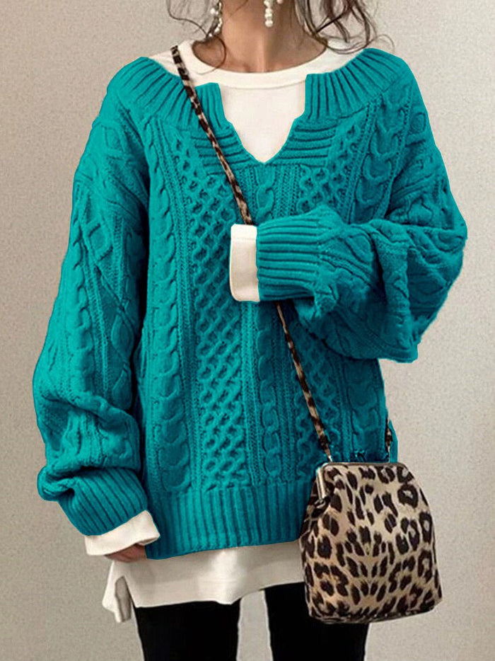 Sweter Oversize w Warkocze z Dekoltem V