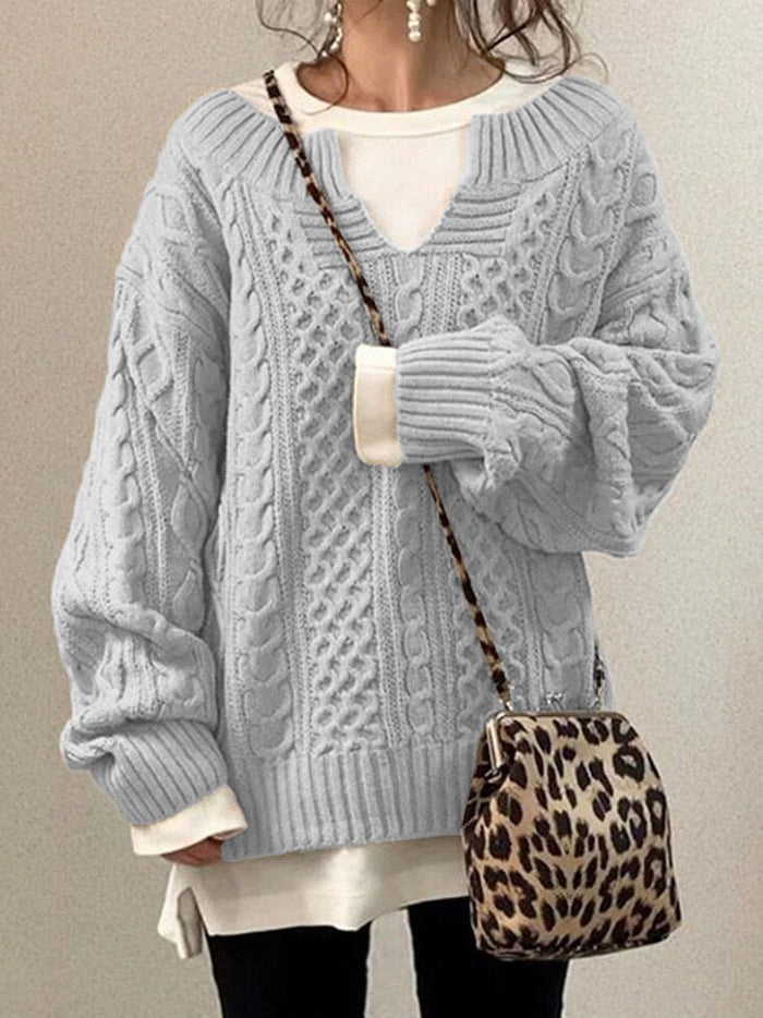 Sweter Oversize w Warkocze z Dekoltem V