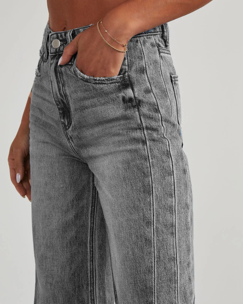 Monika | Stylowe szare jeansy damskie wide leg z nieobszytym dołem