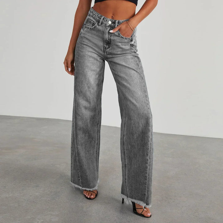 Monika | Stylowe szare jeansy damskie wide leg z nieobszytym dołem