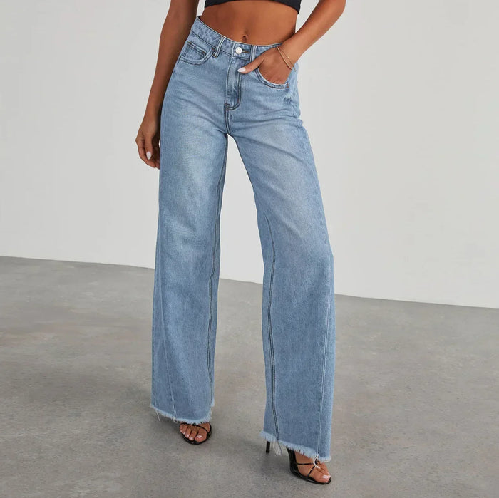 Monika | Stylowe szare jeansy damskie wide leg z nieobszytym dołem