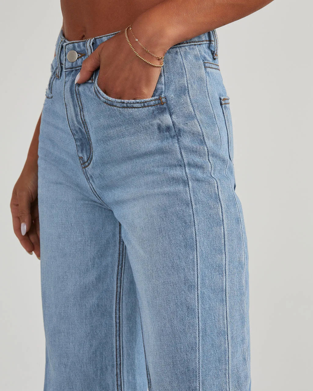 Monika | Stylowe szare jeansy damskie wide leg z nieobszytym dołem